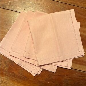 Set of 4 Pale pink linen hem stitch napkins